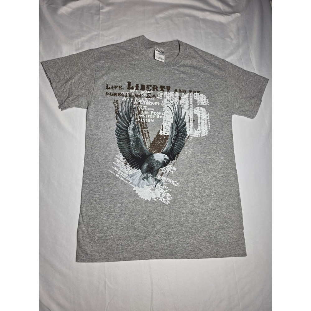 Gildan Heavy Cotton Mens Small Gray Eagle Patriotic 1776 Graphic T-Shirt